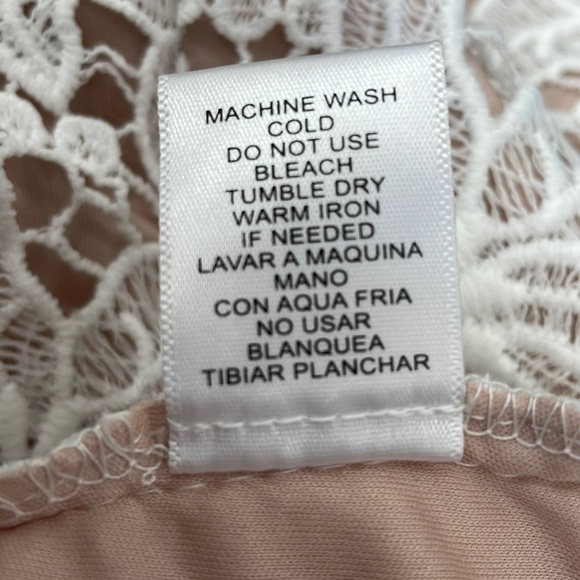 NWOT Love Tree White Lace Romper size S - Picture 6 of 7